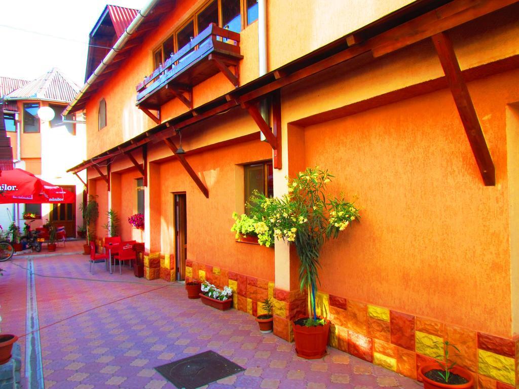 Amelia House Hotel Făgăraş Eksteriør billede
